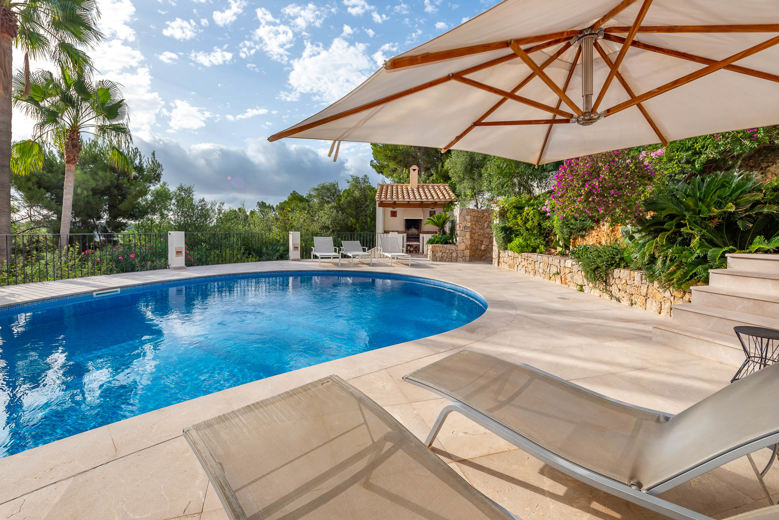 Mallorca Immobilie kaufen, modernisierte Villa Bendinat, nahe Palma (2)